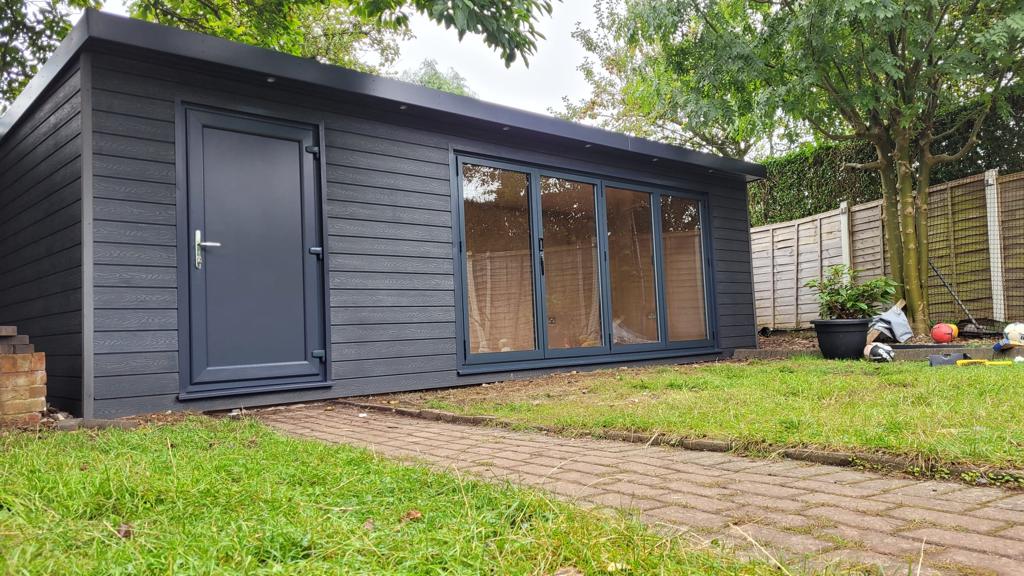 SIP Garden Rooms 6