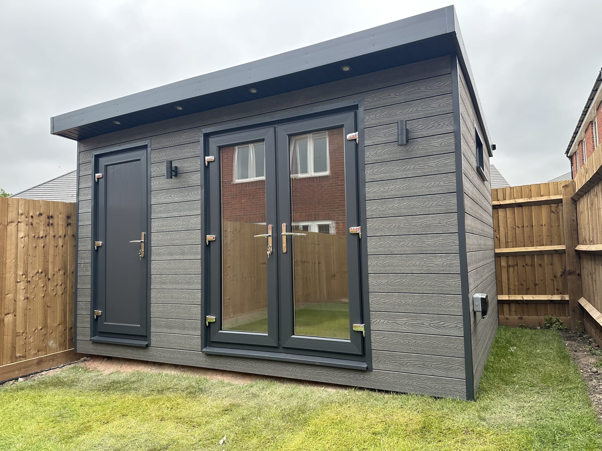 sip-garden-room-with-composite-cladding-and-upvc-doors