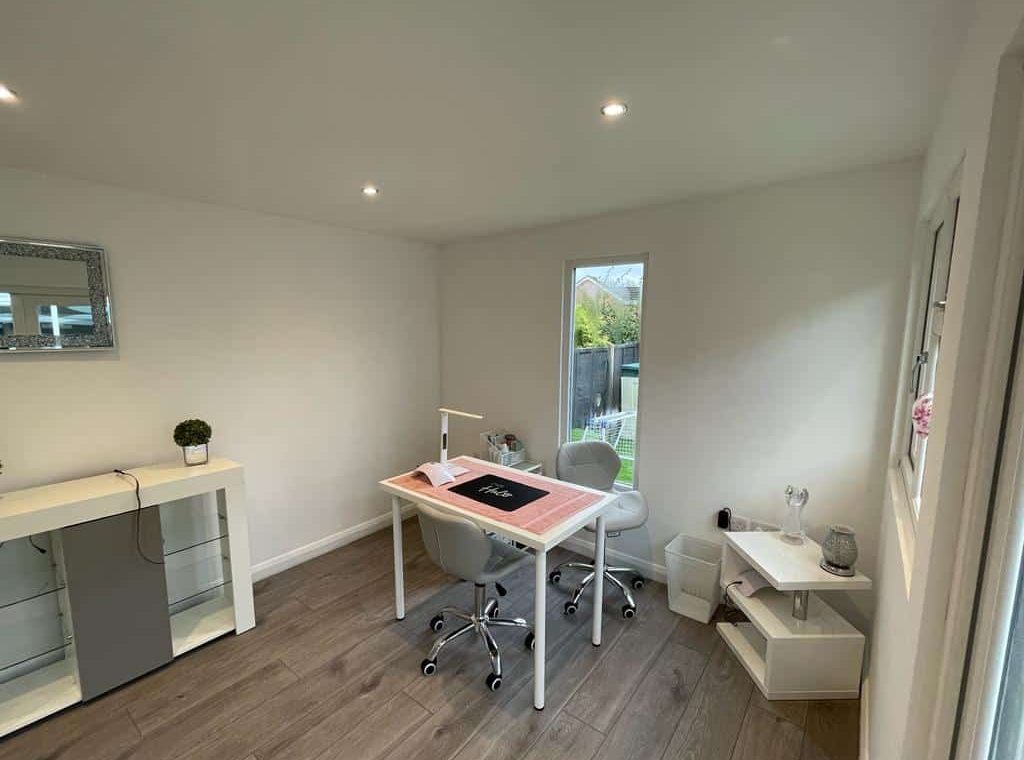 Garden room used as a beauty salon